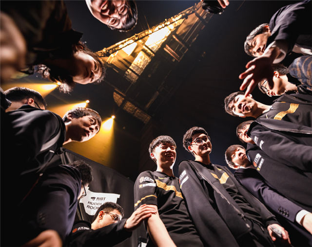 U8国际- 蒂姆退赛 