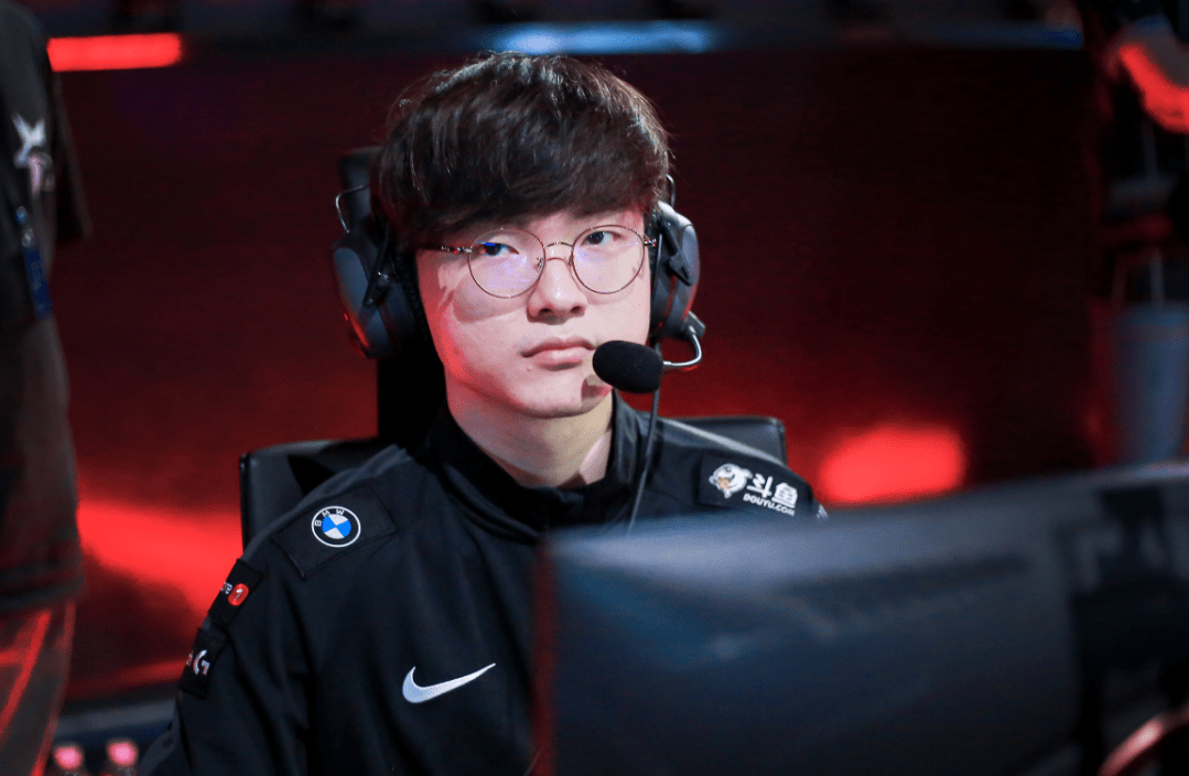 U8娱乐-Rookie赛事官方发布挺进下一轮新规，皇家马德里争议不断！的简单介绍