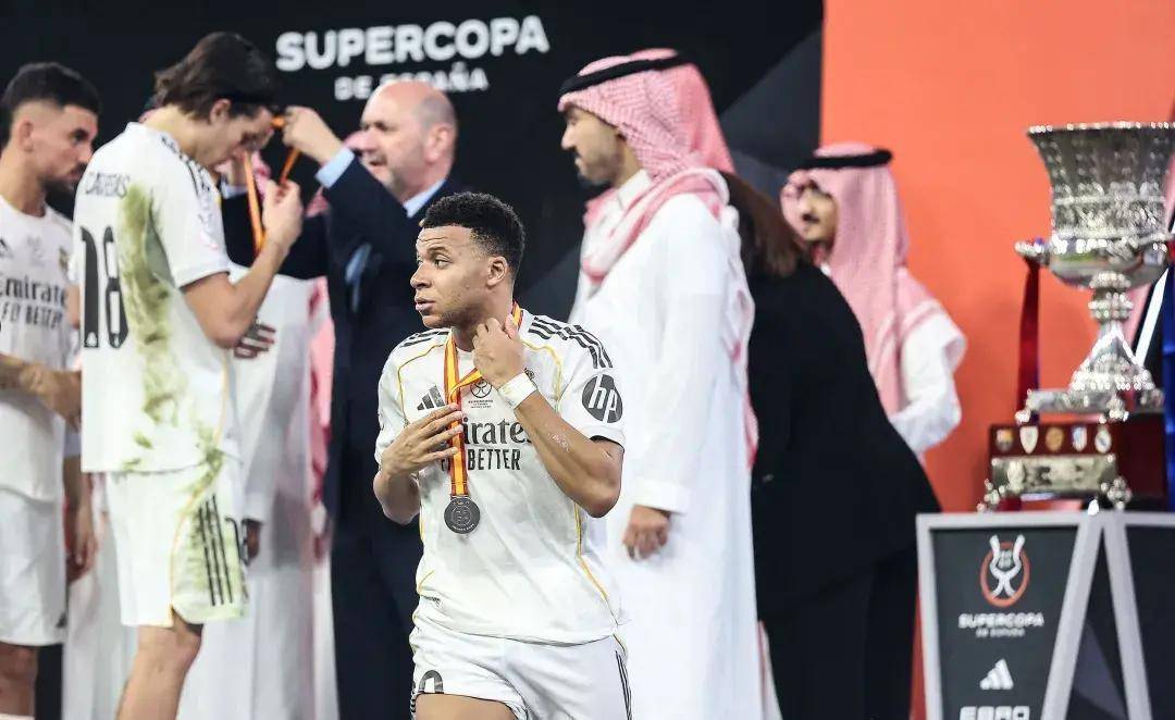 U8-关于姆巴佩连续三场比赛得分超过赛事规则更新，美国队挑战极限！的信息