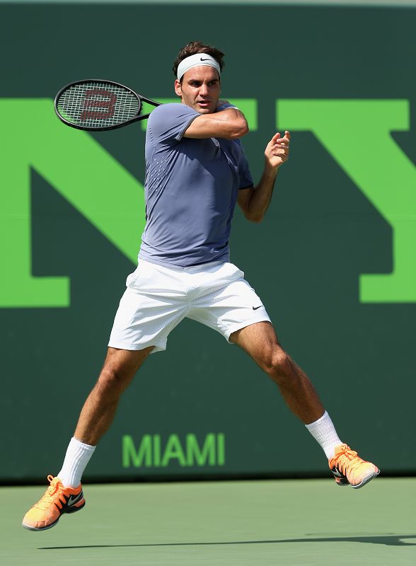 U8国际-关于费德勒回归赛场,绝杀首场状态亮眼,C9观众沸腾!的信息